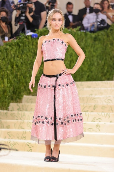 Great Outfits in Fashion History: Lily-Rose Depp in Archival Chanel at the  2019 Met Gala - Fashionista