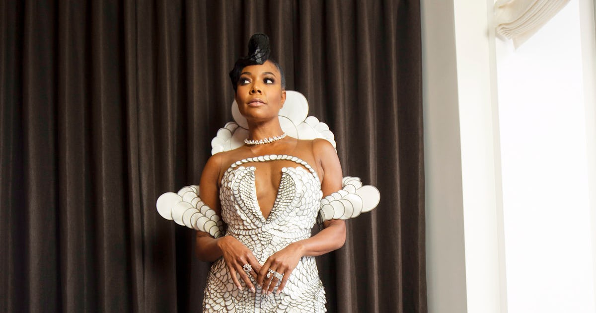 Gabrielle Union S Met Gala Look Took 1 400 Hours To Make