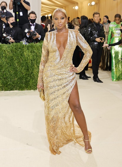 Mary J. Blige attends The 2021 Met Gala Celebrating In America: A Lexicon Of Fashion at Metropolitan...