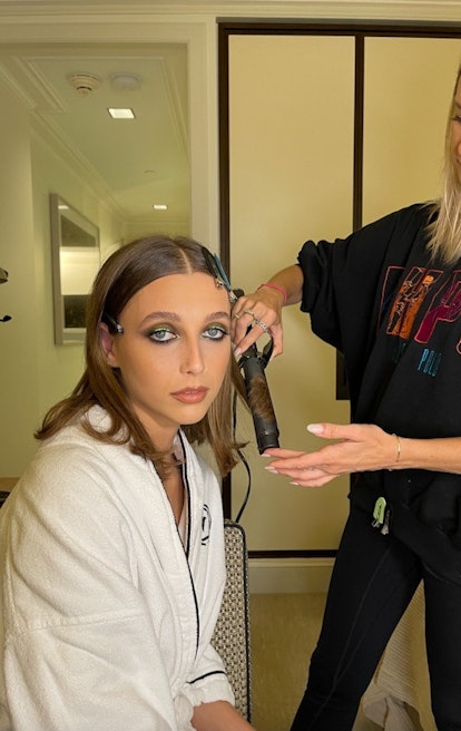 Emma Chamberlain Goes For Gold at Met Gala 2021: Photo 1323652, 2021 Met  Gala, Emma Chamberlain, Met Gala Pictures