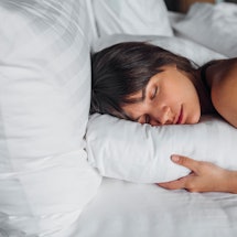 Sleep experts say these TikTok insomnia hacks can actually help you sleep.