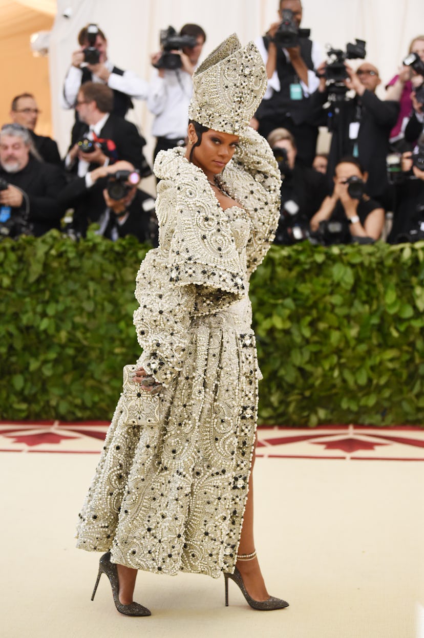 RIhanna dressed as pope.