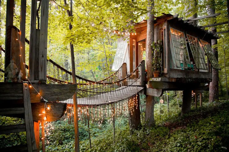 You can stay at a magic cabin on Airbnb for a one-of-a-kind getaway.