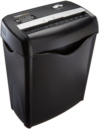 Amazon Basics Cross-Cut Paper and Credit Card Home Office Shredder