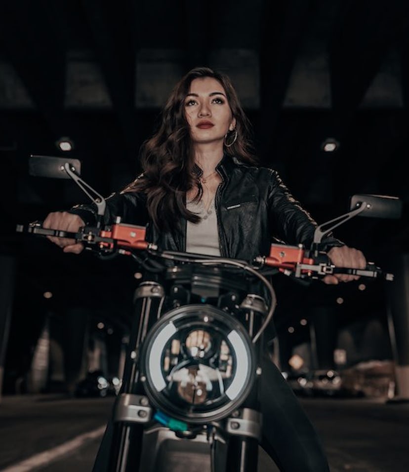 Sondors has delayed delivery of its Metacycle electric motorcycle.