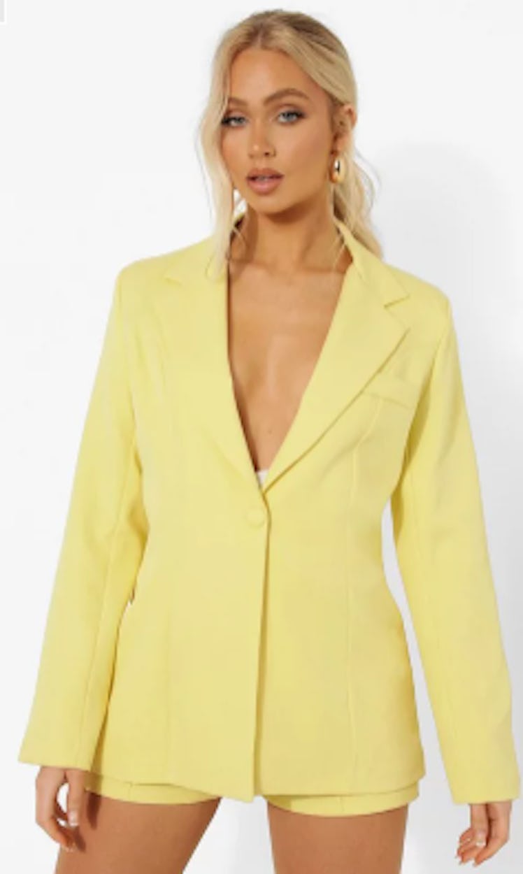 yellow fitted tailored blazer