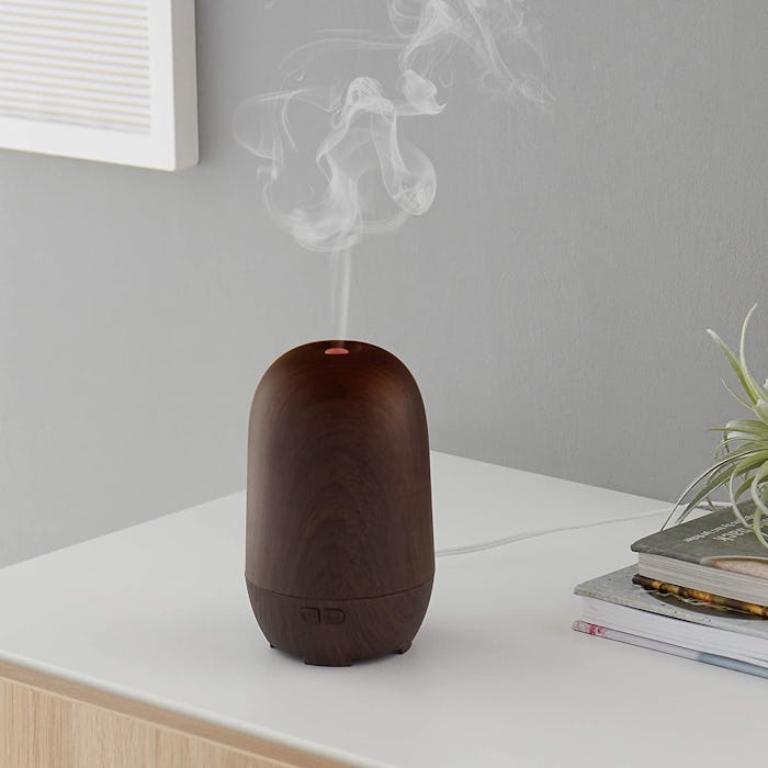 Amazon Basics Ultrasonic Aromatherapy Diffuser (100 Milliliters)
