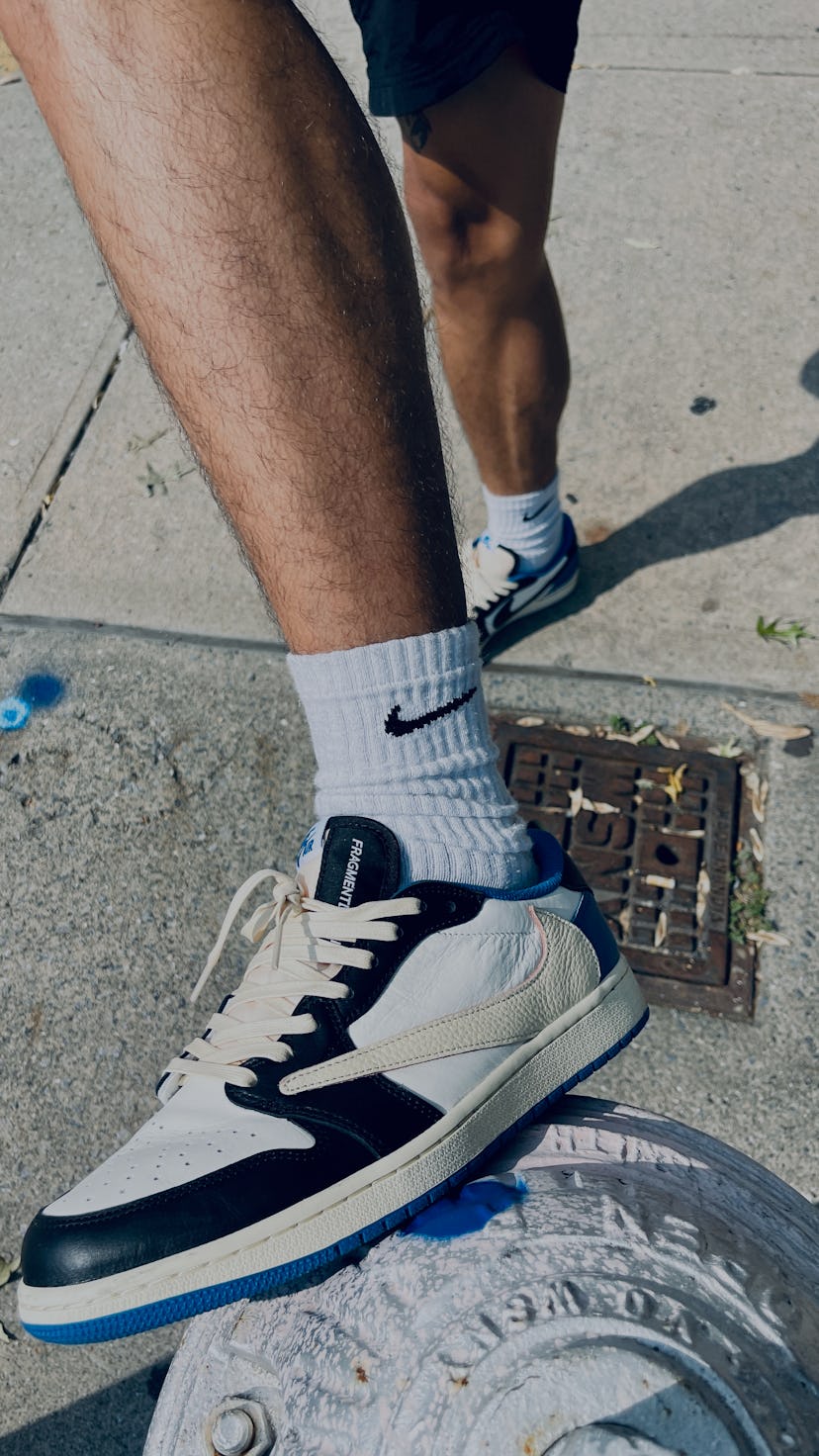 Nike Travis Scott x Fragment Design Air Jordan 1 Low review on feet