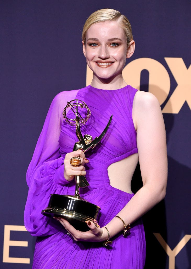 Julia Garner wore a sparkly lip to the 2019 Emmys.