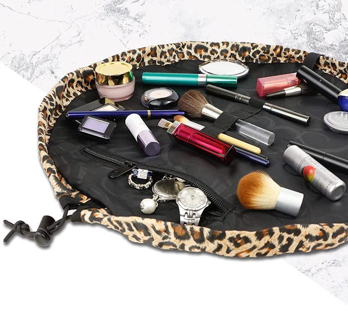 Lay-n-Go Cosmo Drawstring Makeup Organizer