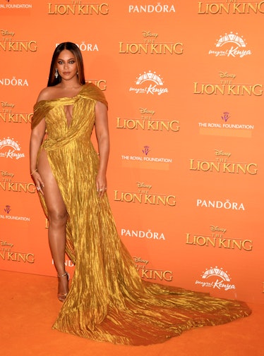 Beyonce wearing yellow gown