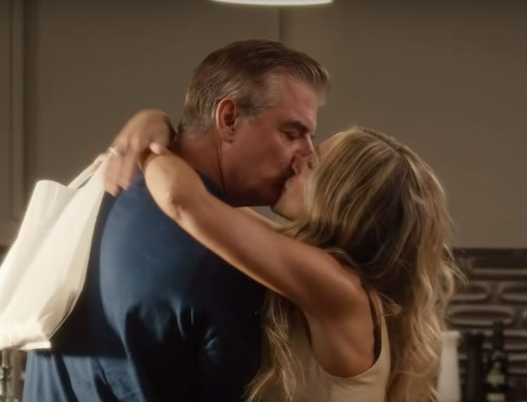 Big and Carrie kissing