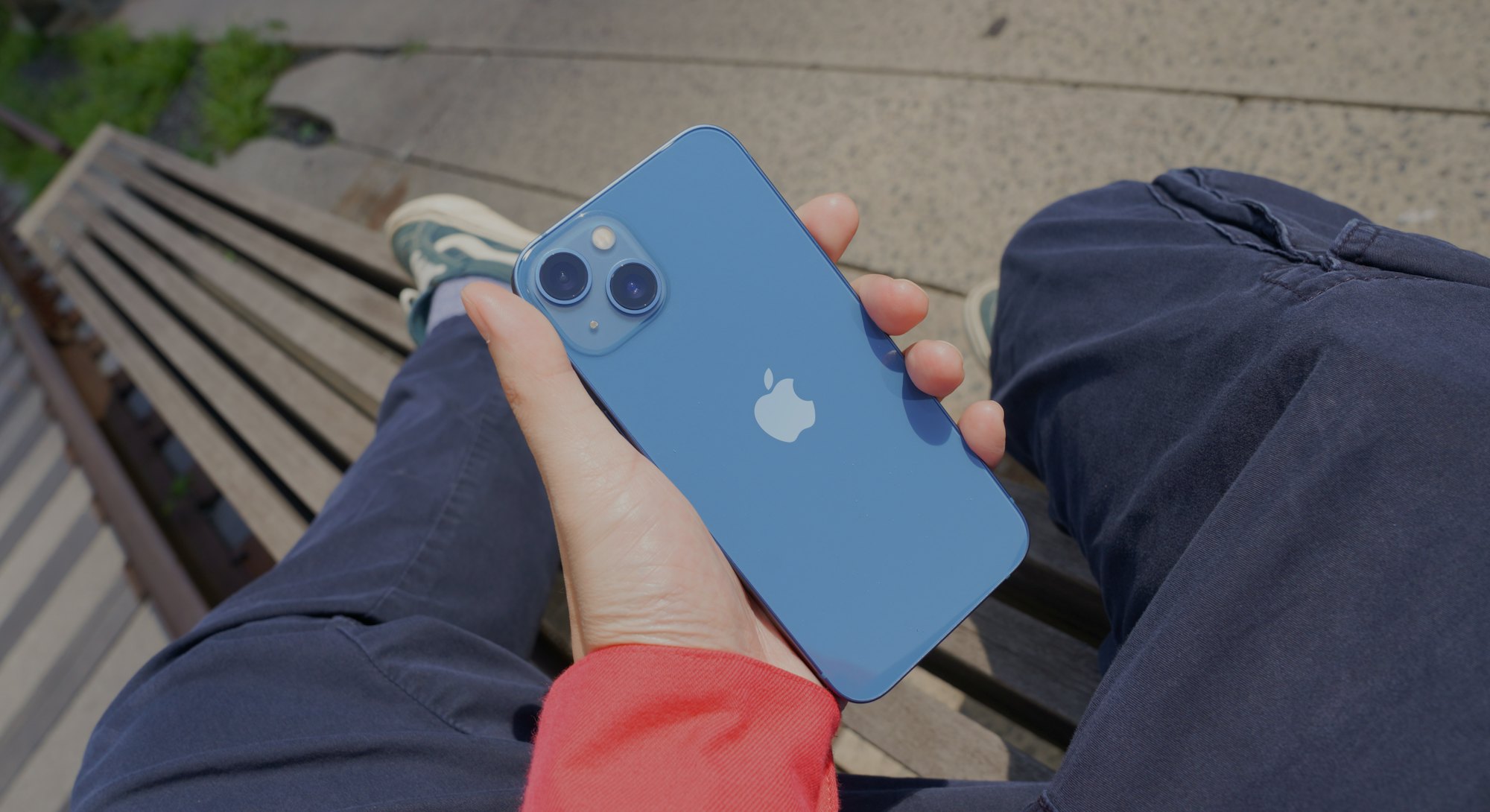 13 blue iphone Which Color
