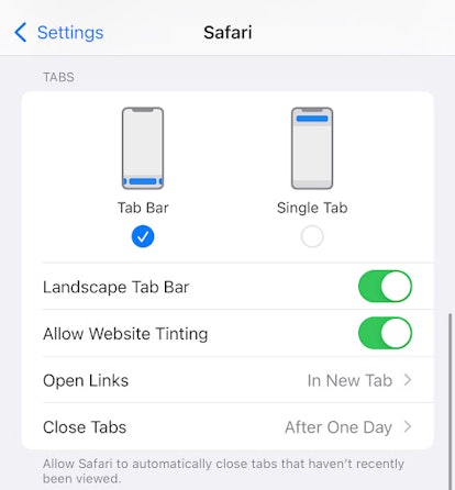 Here's how to move your Safari Browser search bar to the top in iOS 15.