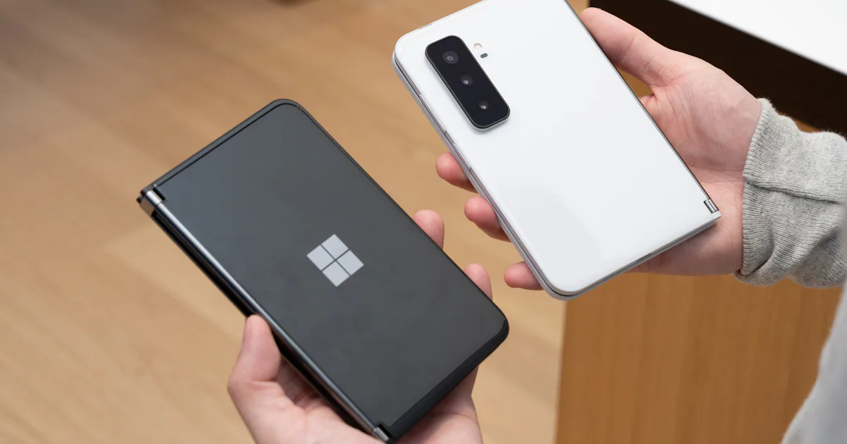 Microsoft tries dualscreen phones (again) with Surface Duo 2