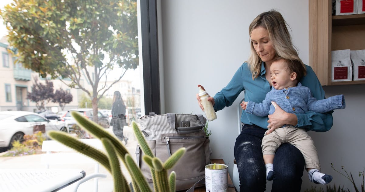 Bobbie Formula Finds 72% Of Parents Have Trouble Feeding Their Babies