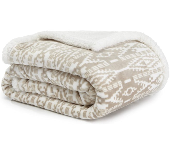 Eddie Bauer Plush Throw Blanket