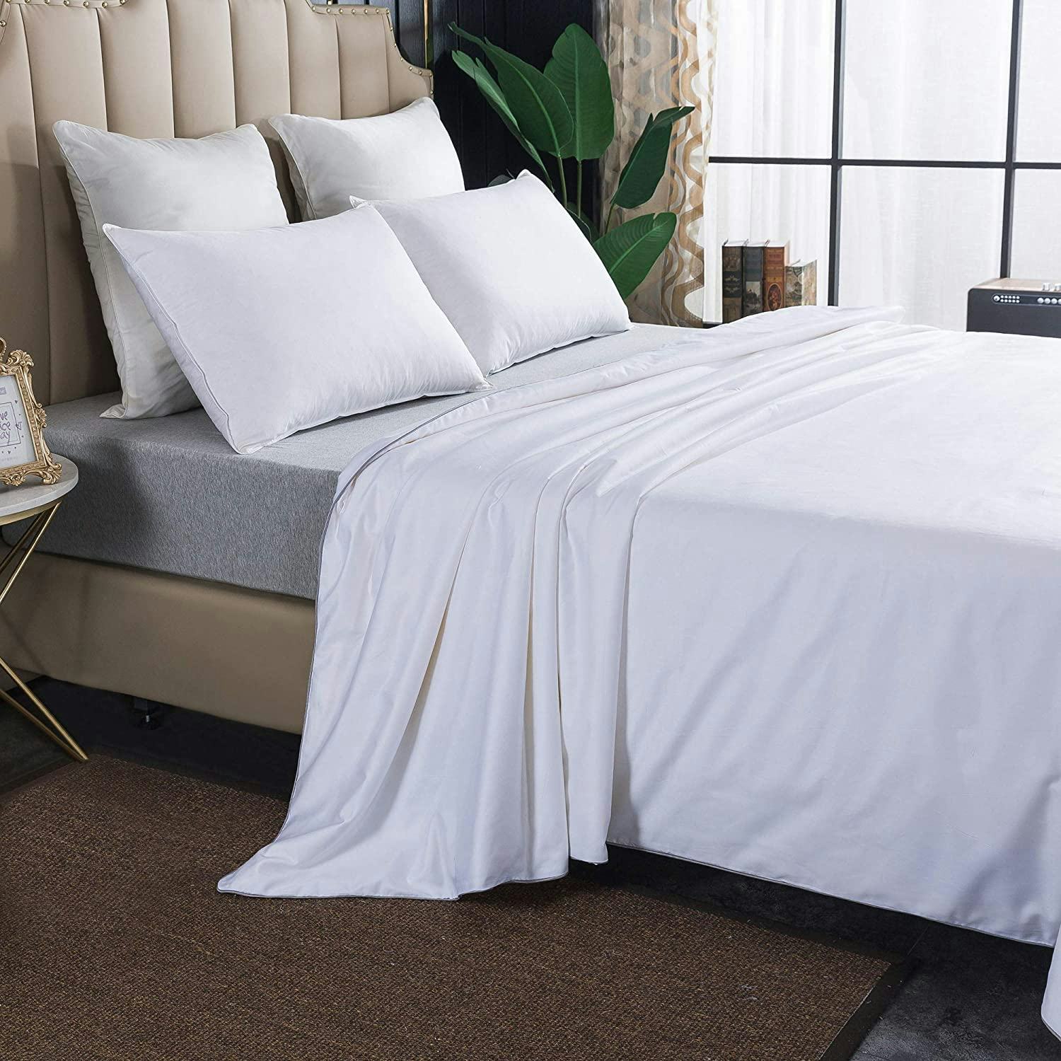 The 8 Best Silk Comforters In 2022