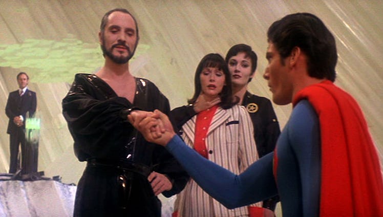 General Zod (Terence Stamp) takes Lois Lane hostage to get back at Superman.