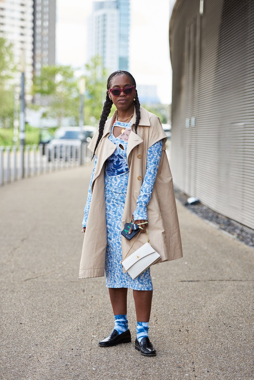 Street style at London Fashion Week Spring 2022.