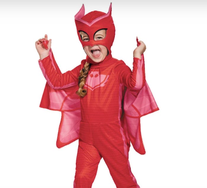 Girl dressed as Owlette from PJ Mask