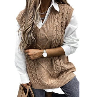 HOTAPEI Cable Knit Sweater Vest