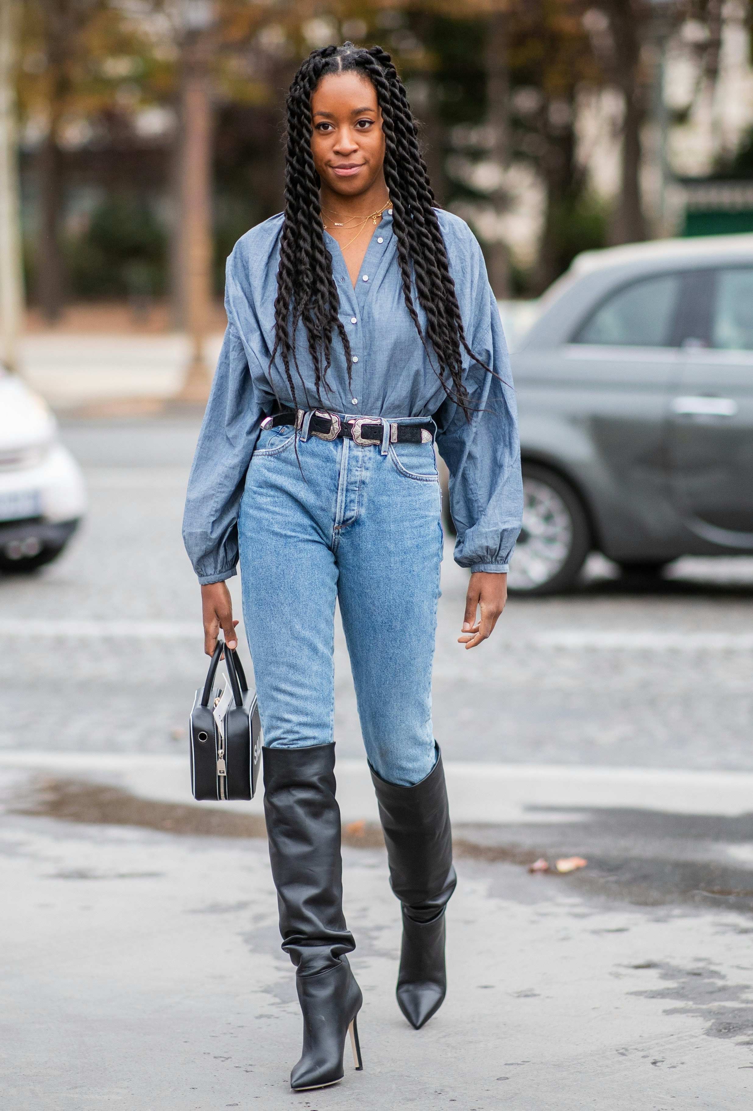 7 Surefire Signs Your Jeans Are Too Tight - Sheeba Magazine