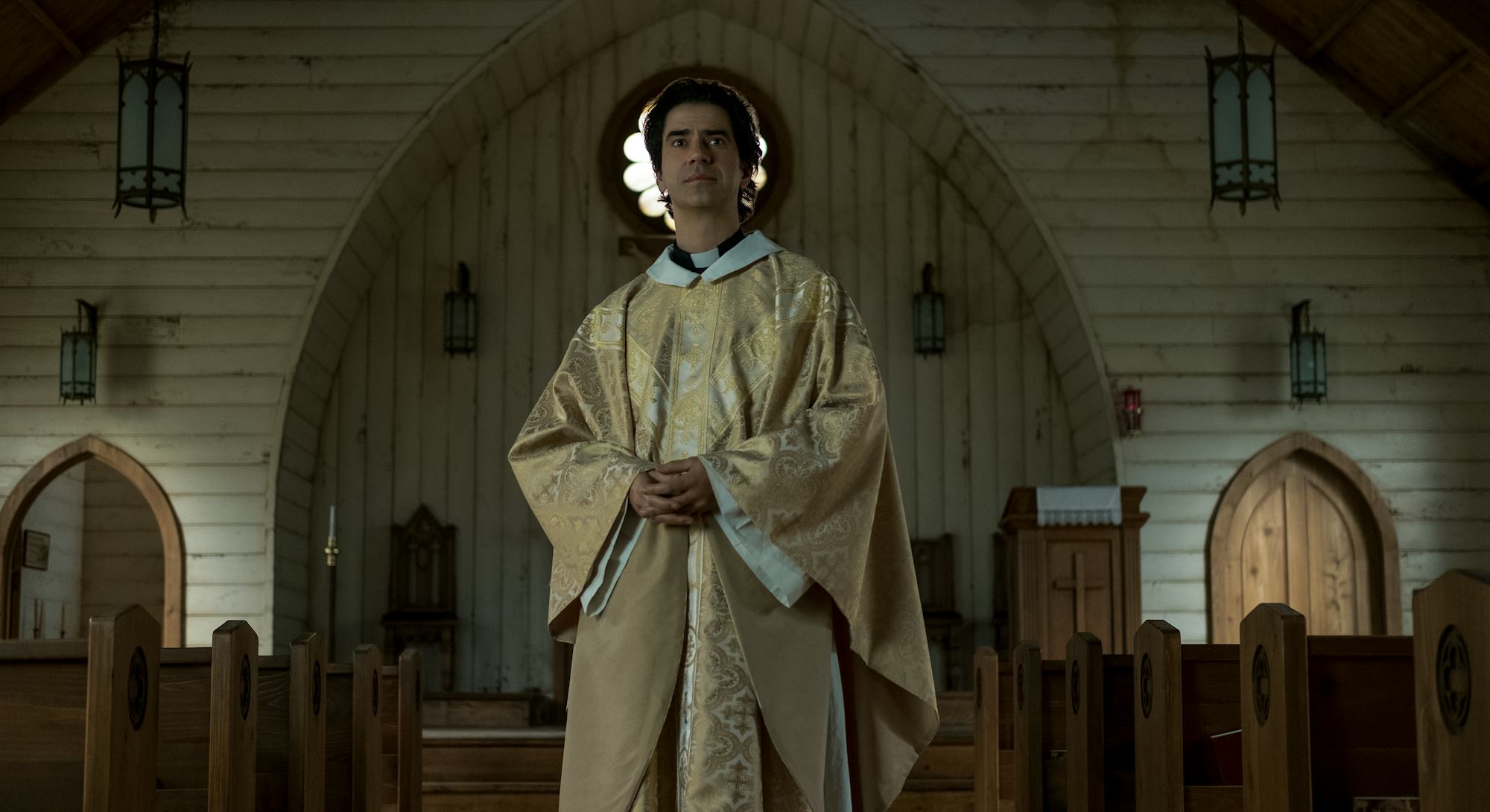 'Midnight Mass' cast Here's where you've seen the cast before