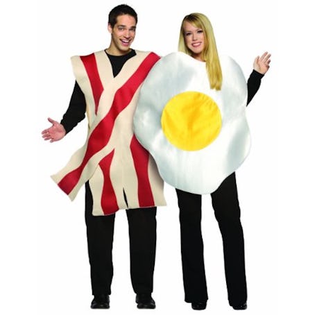 walmart Rasta Imposta Bacon and Eggs Couples Costume, White/Brown, One Size