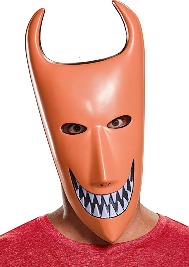 Man wearing Lock mask from "The Nightmare Before Christmas"
