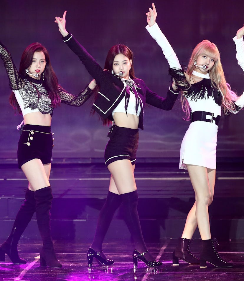 BlackPink performing, who should be attending 2021 Paris Fashion Week.