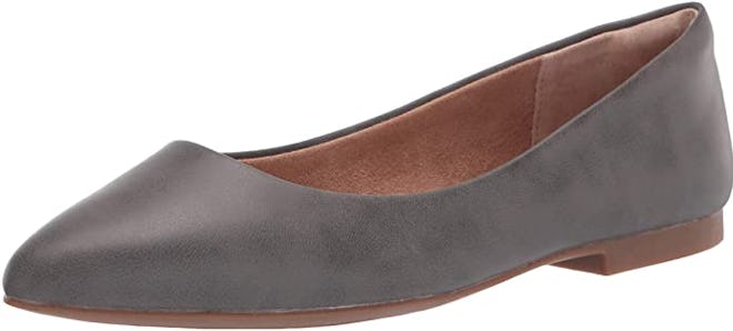 Amazon Essentials Women's Pointed-Toe Ballet Flat