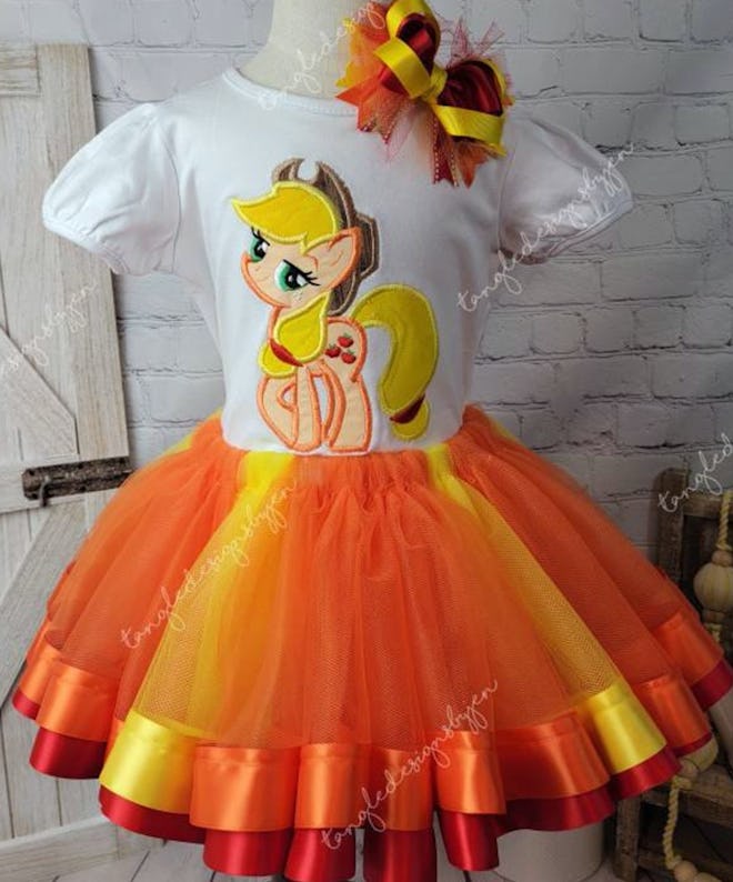 Applejack - My Little Pony Outfit
