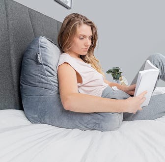Milliard Reading Pillow 