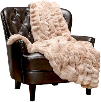 Chanasya Runched Soft Faux Fur Throw Blanket 