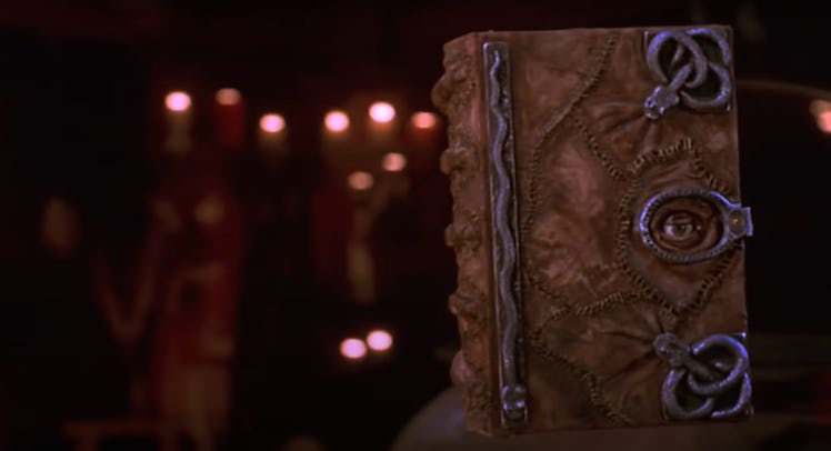 These 'Hocus Pocus' Zoom backgrounds are perfect for Halloween.