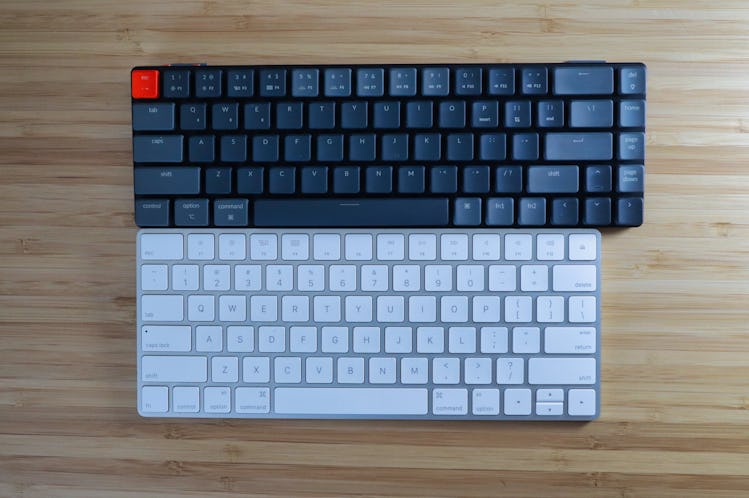 The Keychron K7 review: comparison with the Apple Magic keyboard