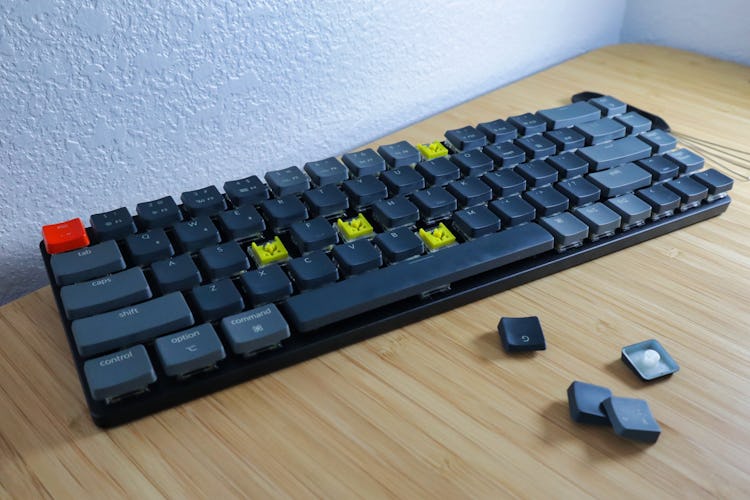 Keychron K7 keyboard review with low profile banana yellow switches
