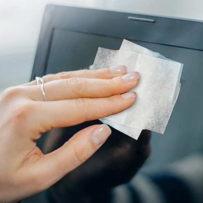 Care Touch Lens Cleaning Wipes (210 Count)