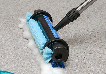 CLEANOVATION Rug Renovator/Carpet Cleaning Brush