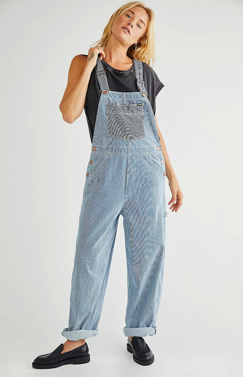 5 Fall Denim Trends To Shop Now, From Low-Rise To Dad Jeans
