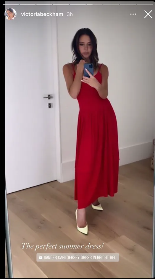 Victoria Beckham's Red Dress & Yellow Heels Were Made For Each Other Victoria Beckham's Red Dress & Yellow Heels Were Made For Each Other