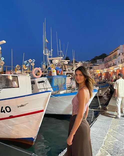 Model Kendall Jenner enjoyed her Italian getaway with boyfriend and basketball player Devin Booker d...