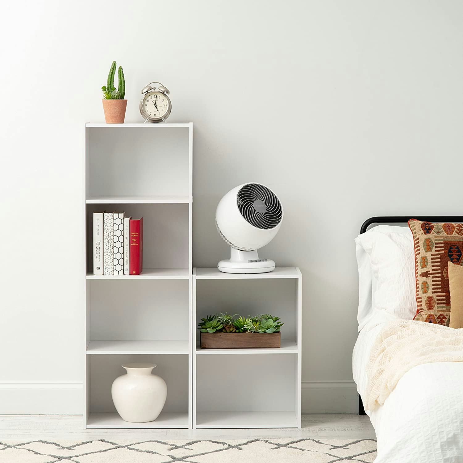 IRIS USA Modern Bookshelf