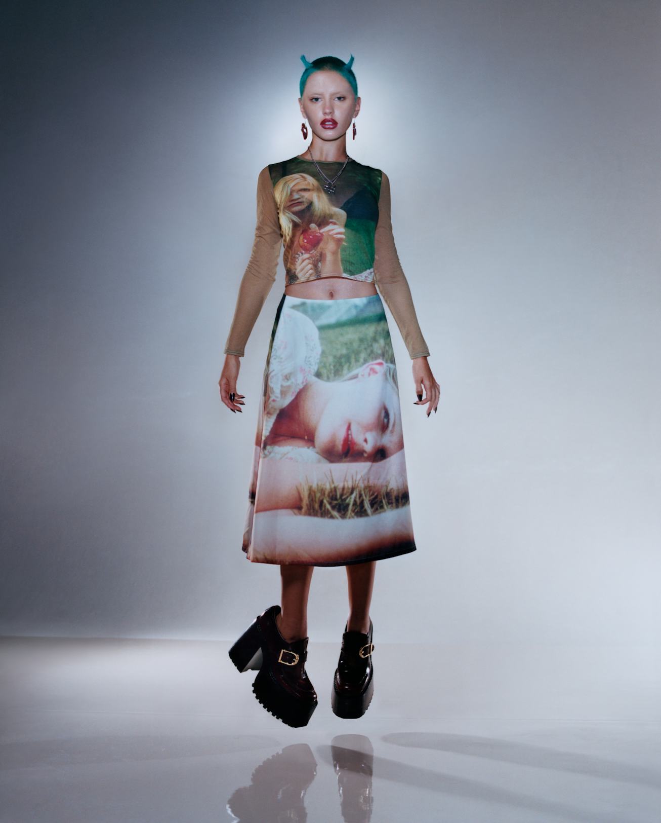Iris Law for Heaven by Marc Jacobs Fall 2021 campaign.