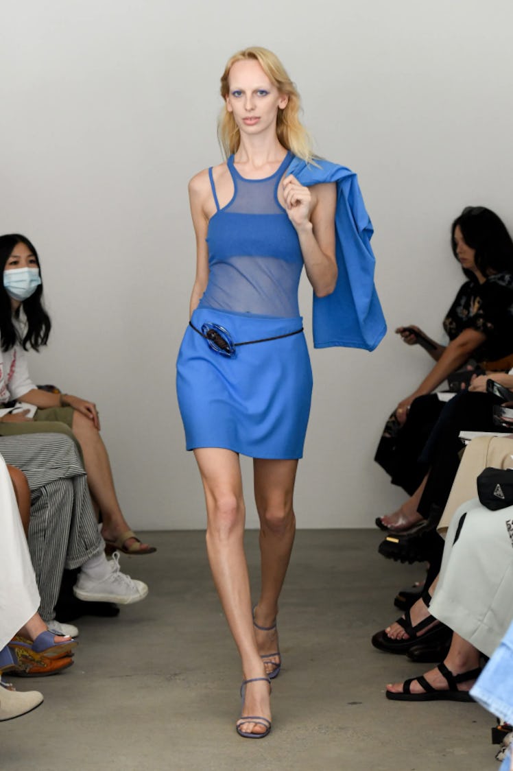 A model wearing an all-blue look by Maryam Nassir Zadeh during the NYFW Spring 2022