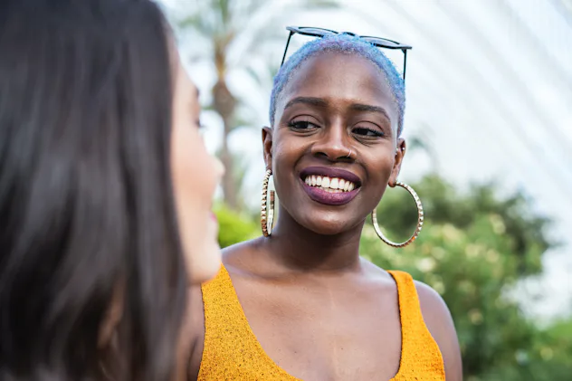 How To Break The Ice On A First Date With Someone You've Never Met