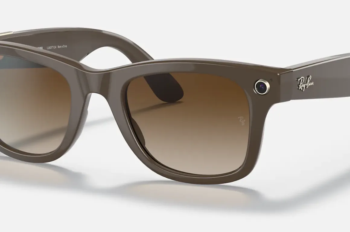 Ray-Ban Stories, aka Facebook Glasses, are a privacy nightmare
