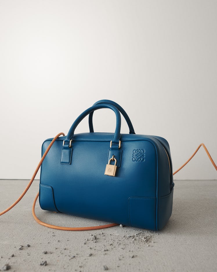 The Loewe Amazona bag in blue 