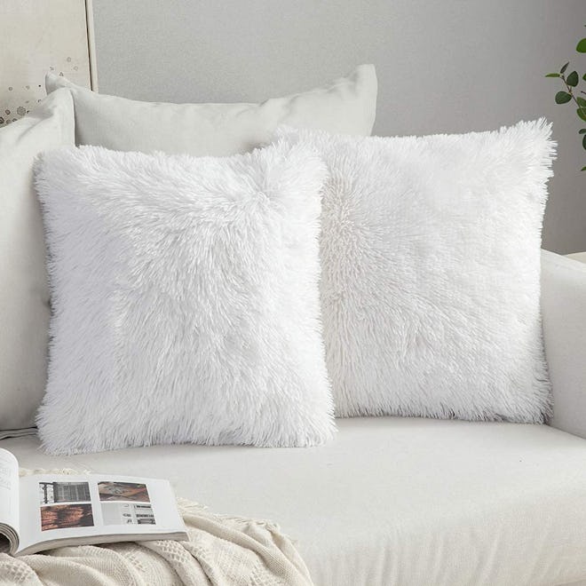 MIULEE Faux Fur Throw Pillow Covers (2-Pack)